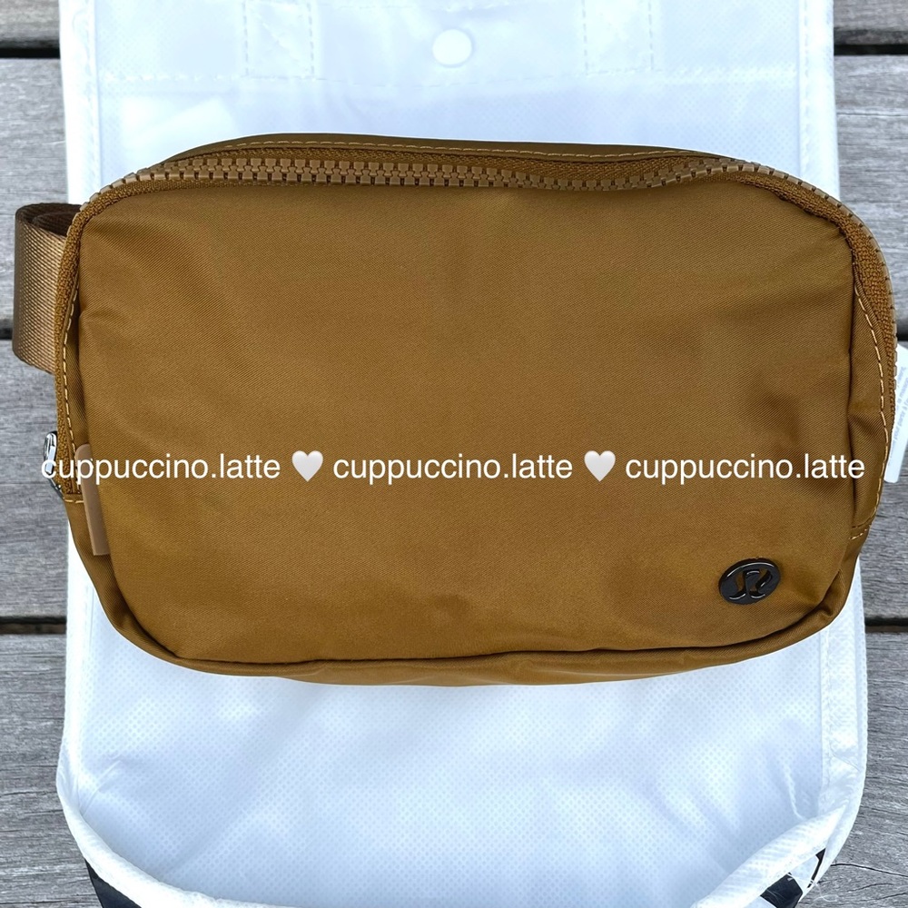 🤎NWT🤎Lululemon Athletica Everywhere Belt Bag in Burnt Caramel - Extended Strap